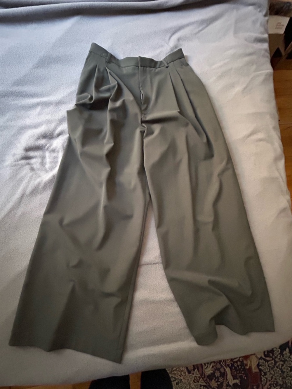 RARE LU’U DAN jumbo pleated trousers size Medium avant garde